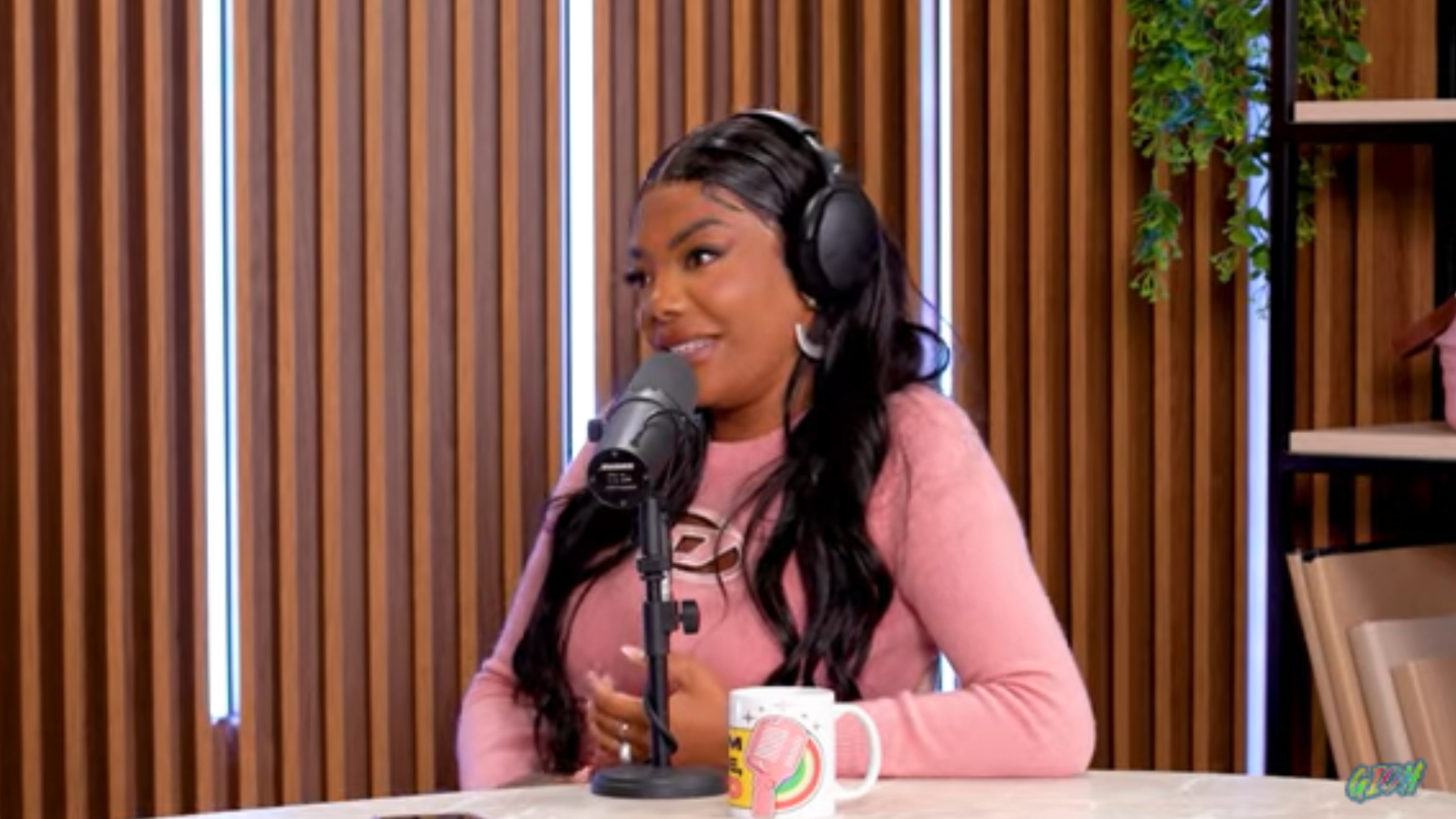 Ludmilla diz que tem relação fechada com Brunna Gonçalves, mas conta que existe uma exceção