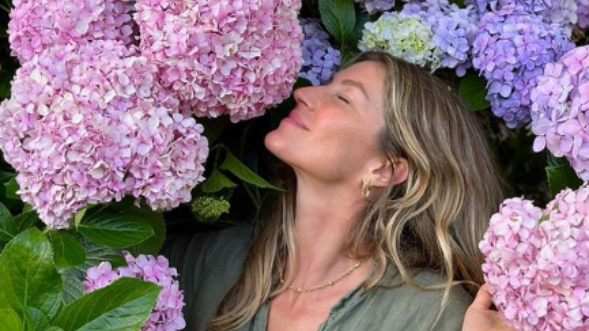 Gisele Bündchen viverá surpresas em 2023, prevê tarólogo: ‘Chocada’