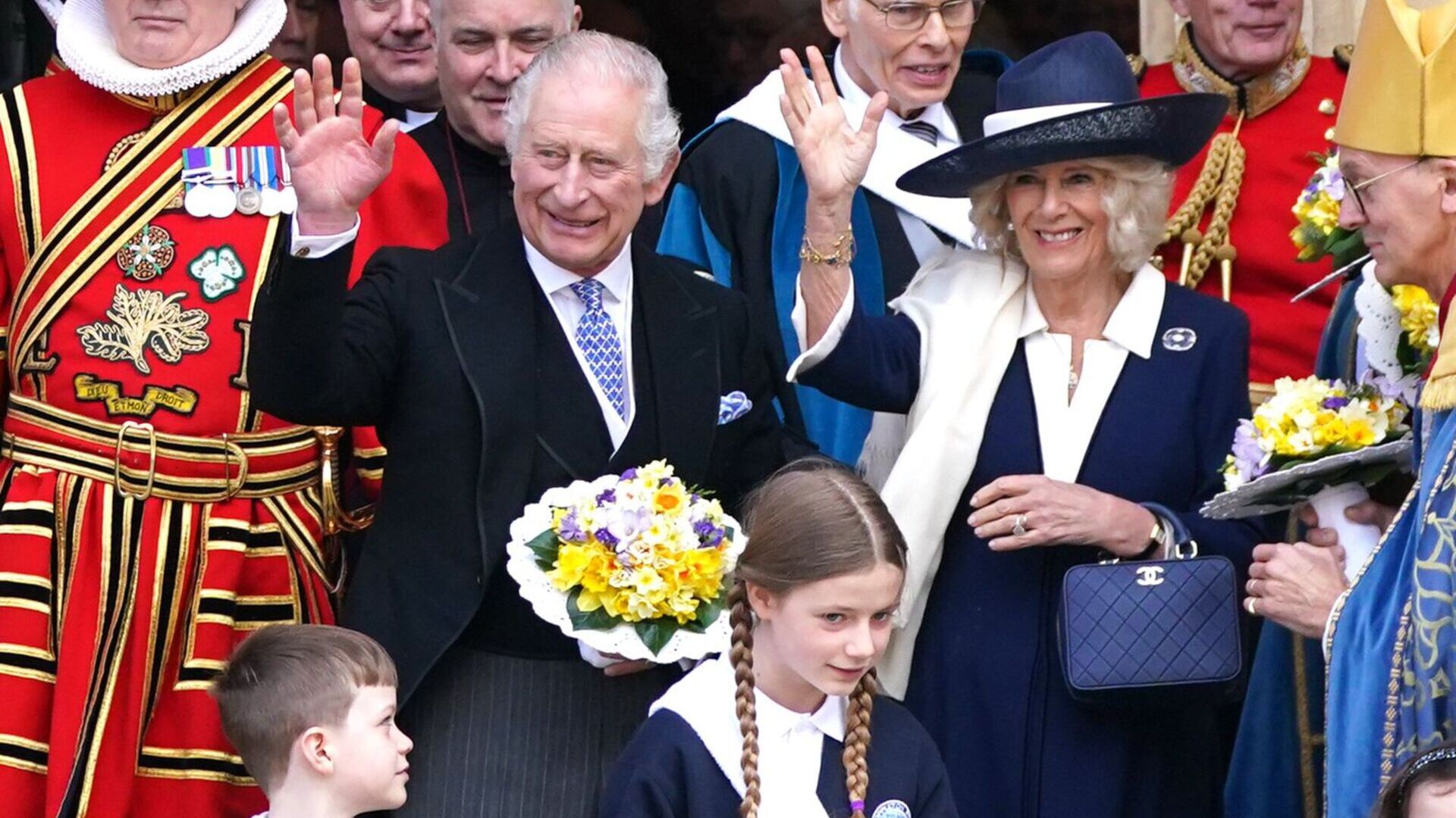 Com tradições e aparições, Família Real passará primeira Páscoa sem Rainha Elizabeth II