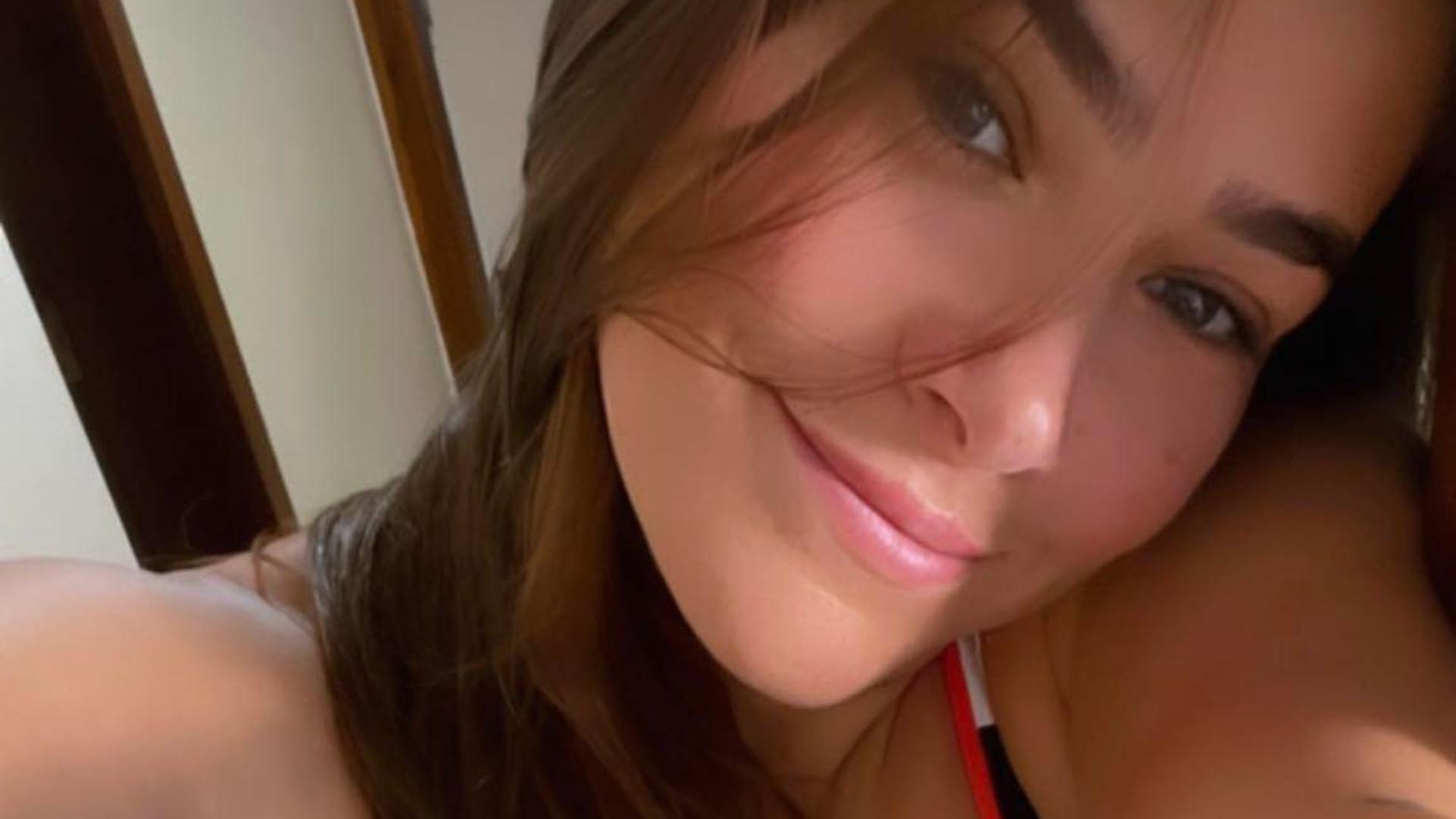 Aos 40 anos, Priscila Fantin exibe corpaço sarado em selfie de biquíni