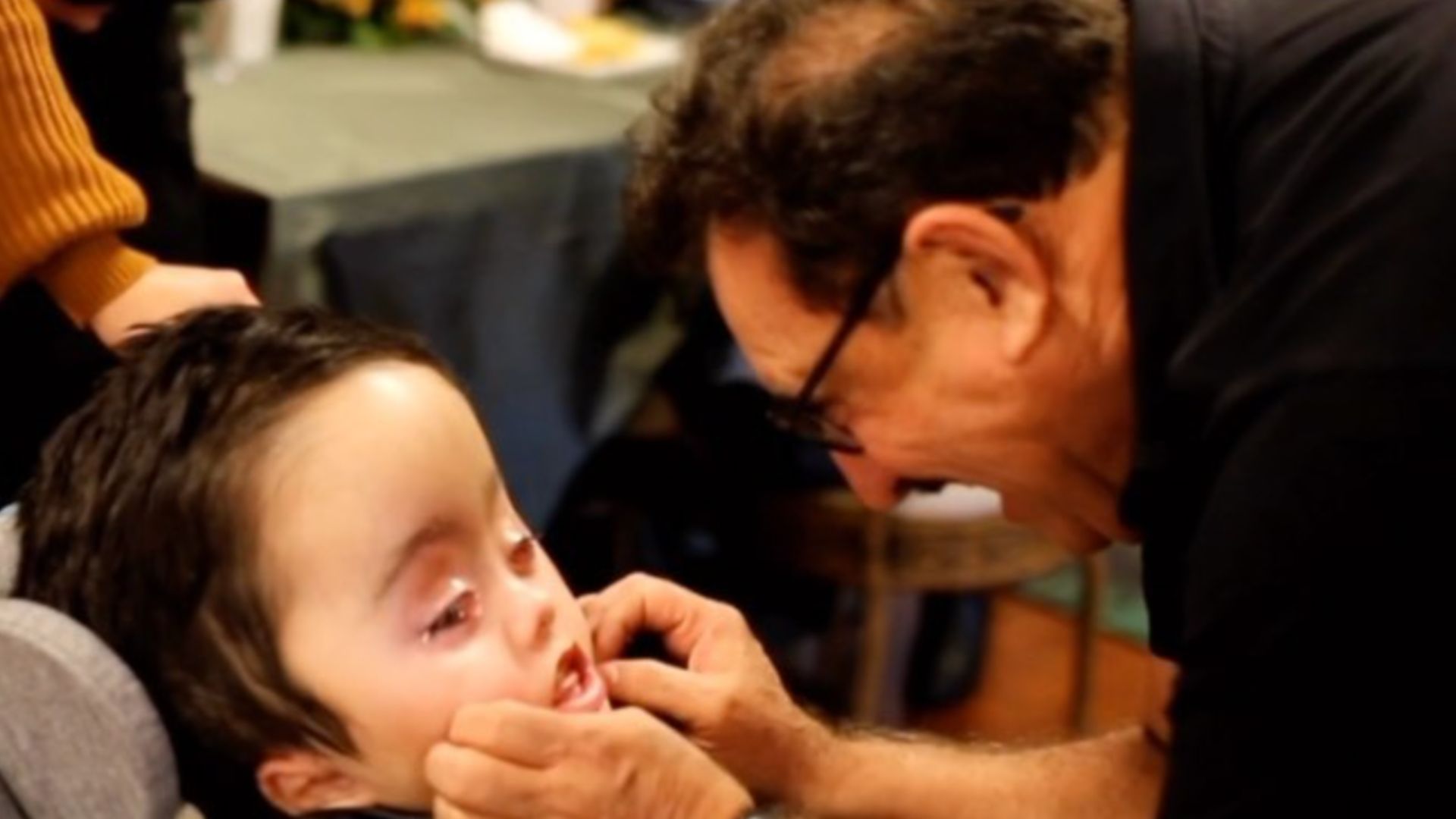 Ratinho comove fãs ao comemorar os 5 anos do neto: “Vovô te ama muito”
