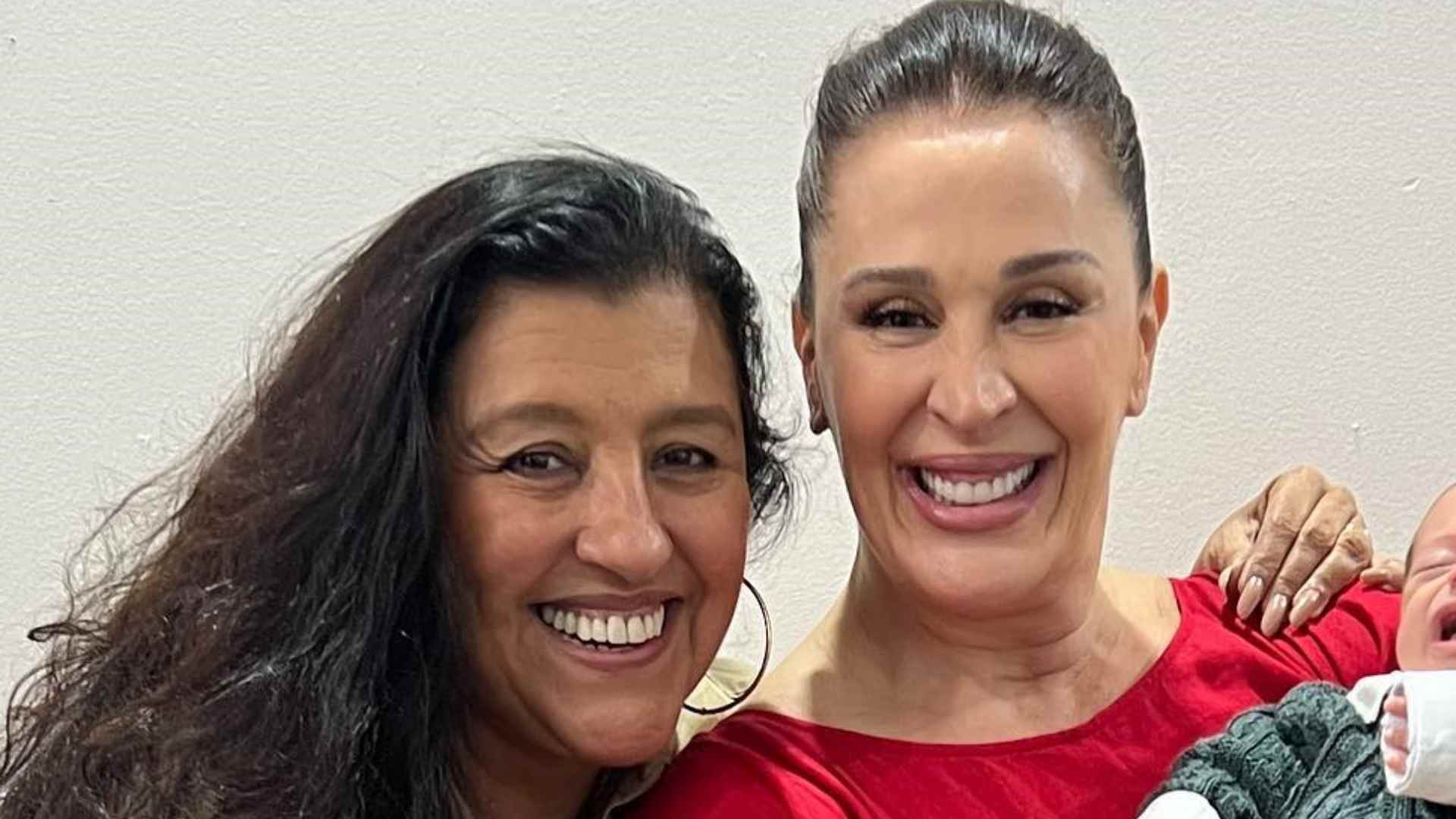 Regina Casé mostra encontro com Claudia Raia e Luca: “Foi lindo”