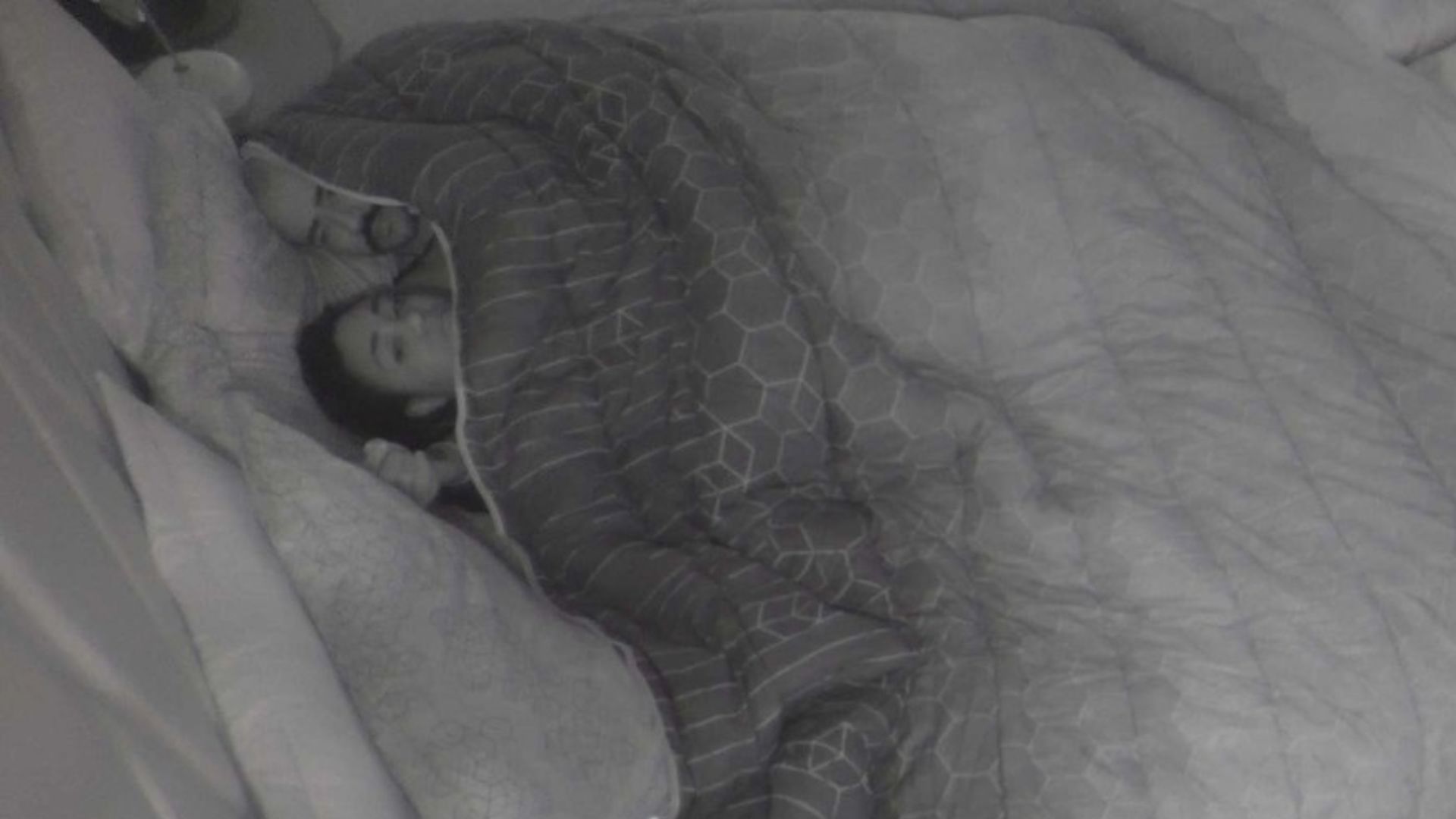 BBB23: Sarah Aline é punida pela produção após pegação na cama: “Perdi”