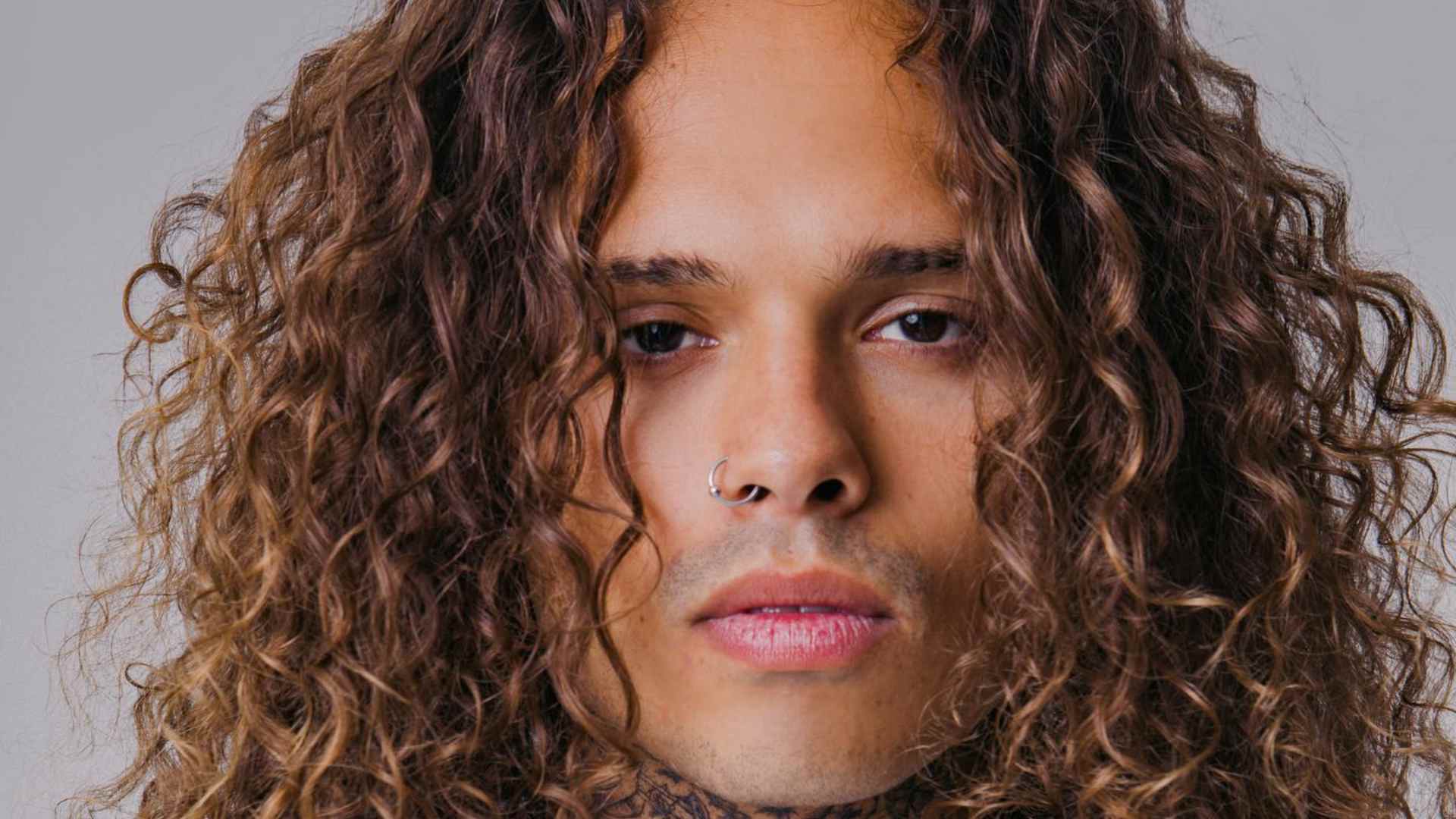 Vitão confirma que será pai pela primeira vez e revela sexo do bebê