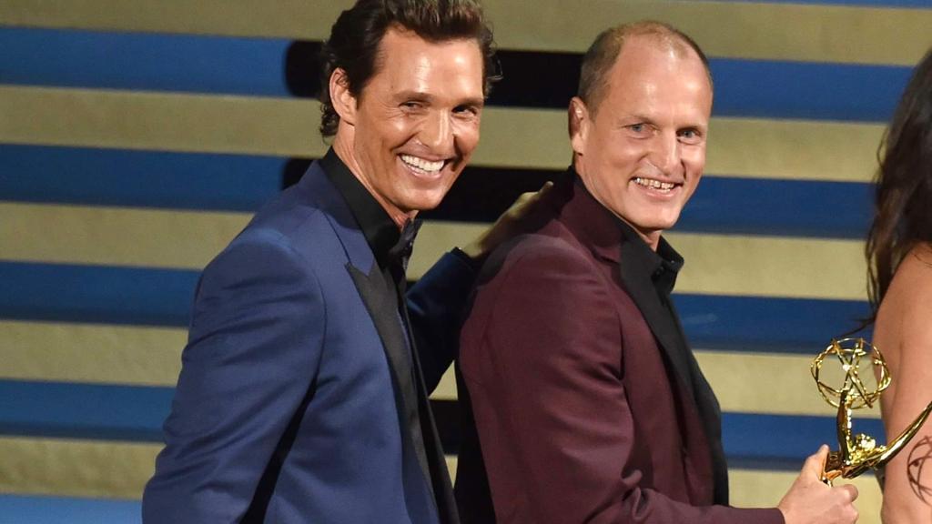 Woody Harrelson confirma que Matthew McConaughey pode ser mesmo seu meio-irmão