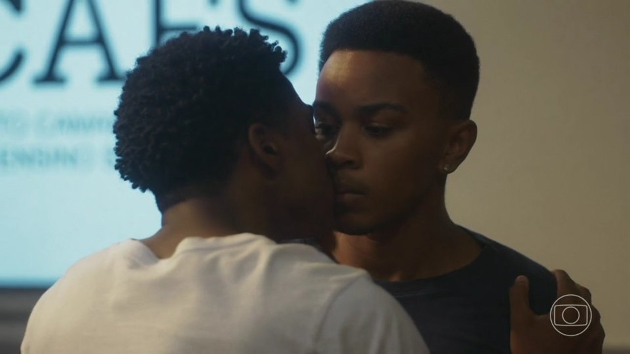 Jean Paulo Campos, de Vai na Fé, avalia torcida para romance gay: ‘Me dão um gás’