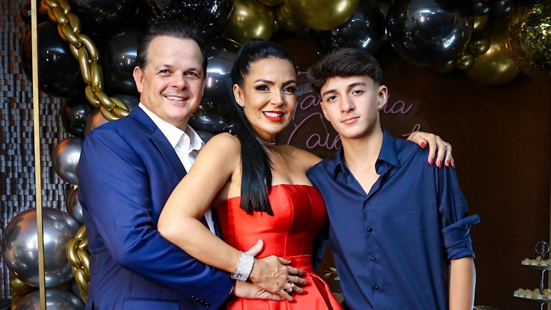 Gardênia Cavalcanti celebra seu aniversário com festa luxuosa