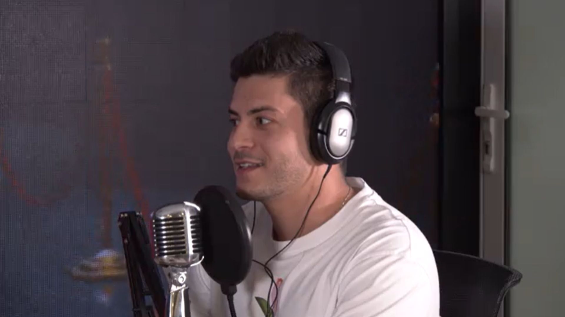 Arthur Aguiar revela questionamentos da filha sobre separação com Maíra Cardi: ‘Complexa’