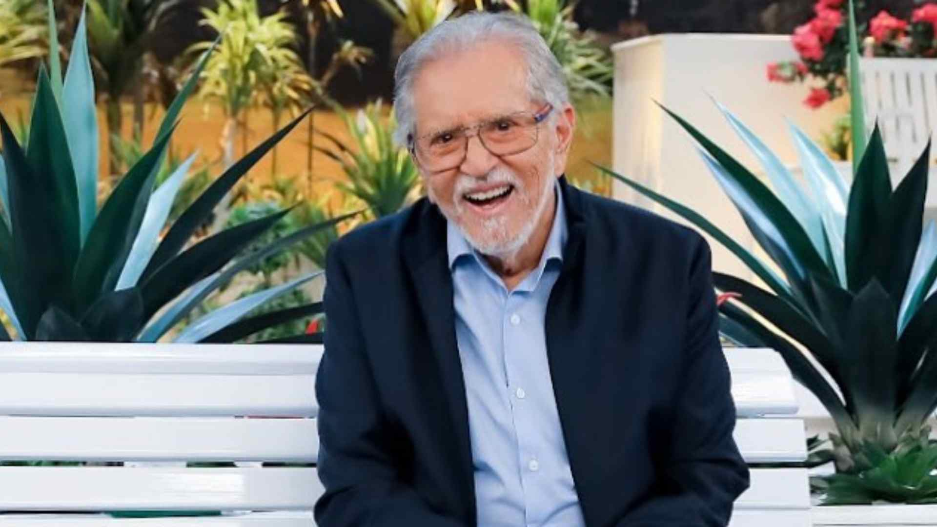 Carlos Alberto de Nóbrega é internado em hospital de São Paulo