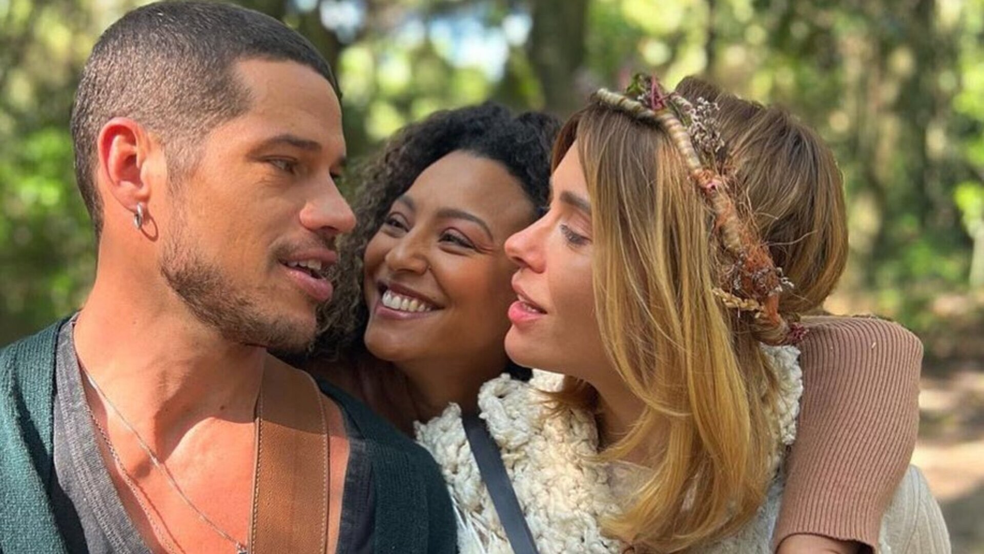 Carolina Dieckmann fala sobre José Loreto dar em cima dela: ‘Nunca’
