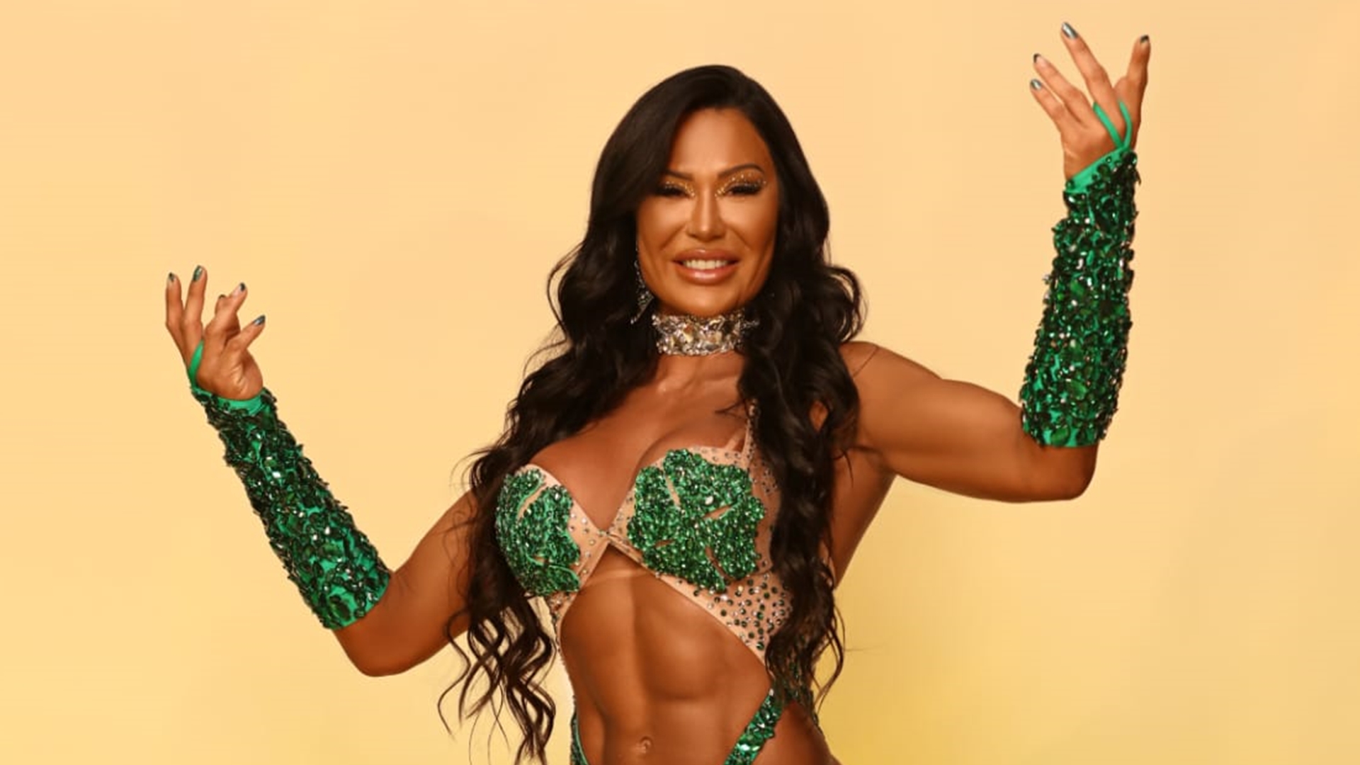 Gracyanne Barbosa anuncia planos para retorno ao Carnaval: “Friozinho na barriga”