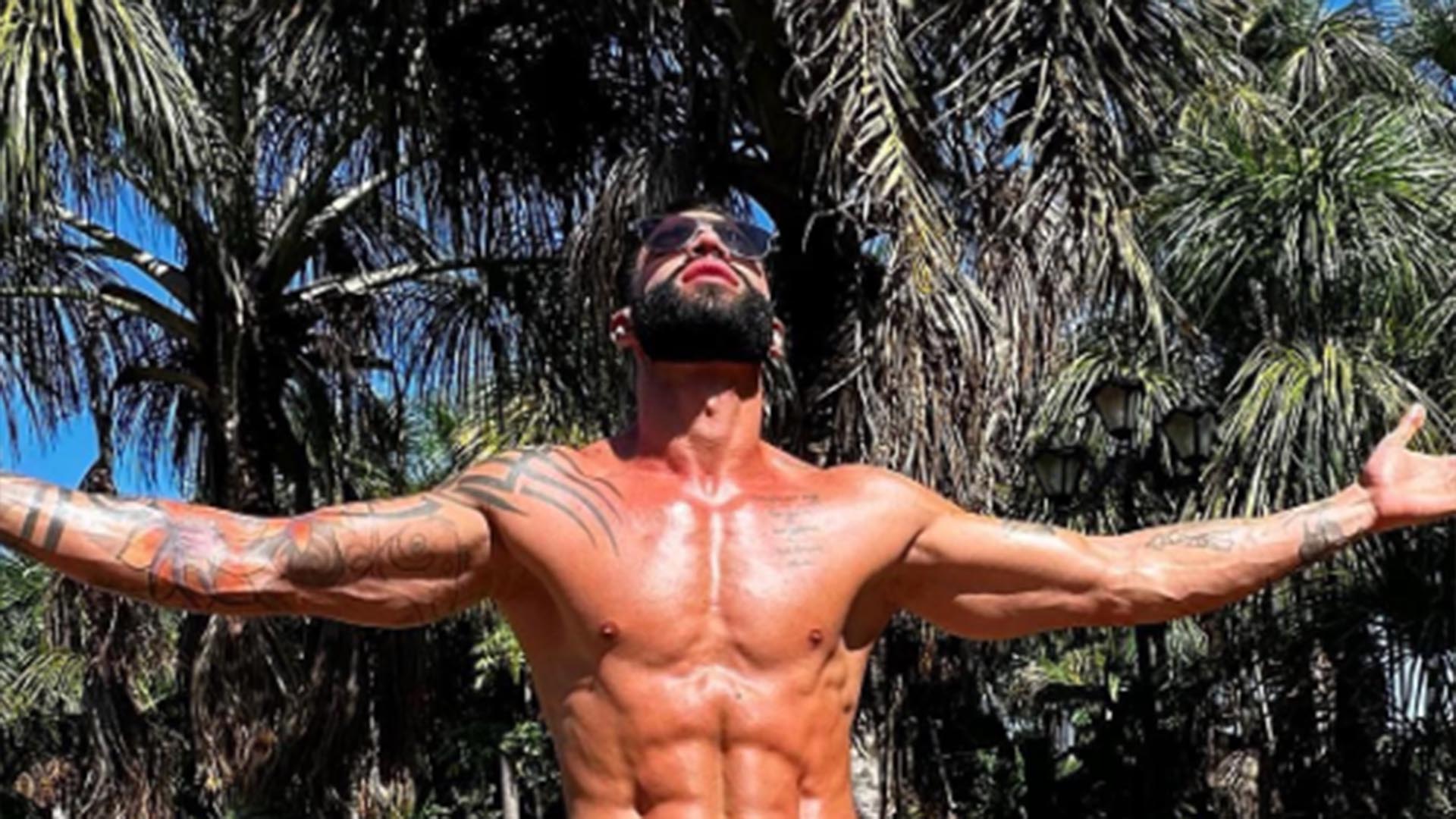 Pernas de Gusttavo Lima roubam a cena em foto: ‘Canela fina’