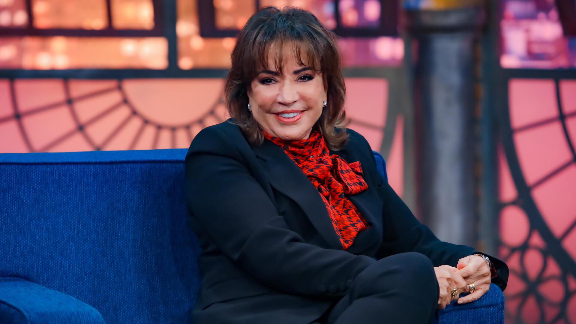 Iris Abravanel relembra sua carreira em programa de Danilo Gentili: “Sempre falei com o coração”