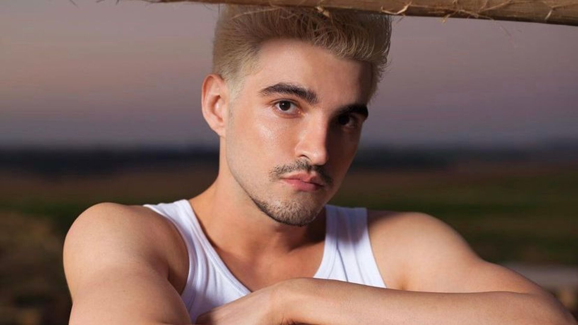 Jão bate recorde com seu novo álbum “Super” e desabafa em participação na TV: “Não imaginava”