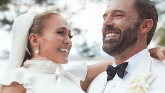 Jennifer Lopez comemora um ano de casamento com Ben Affleck