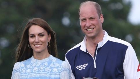 Jornal revela detalhes da sala VIP de William e Kate Middleton no aeroporto de Londres