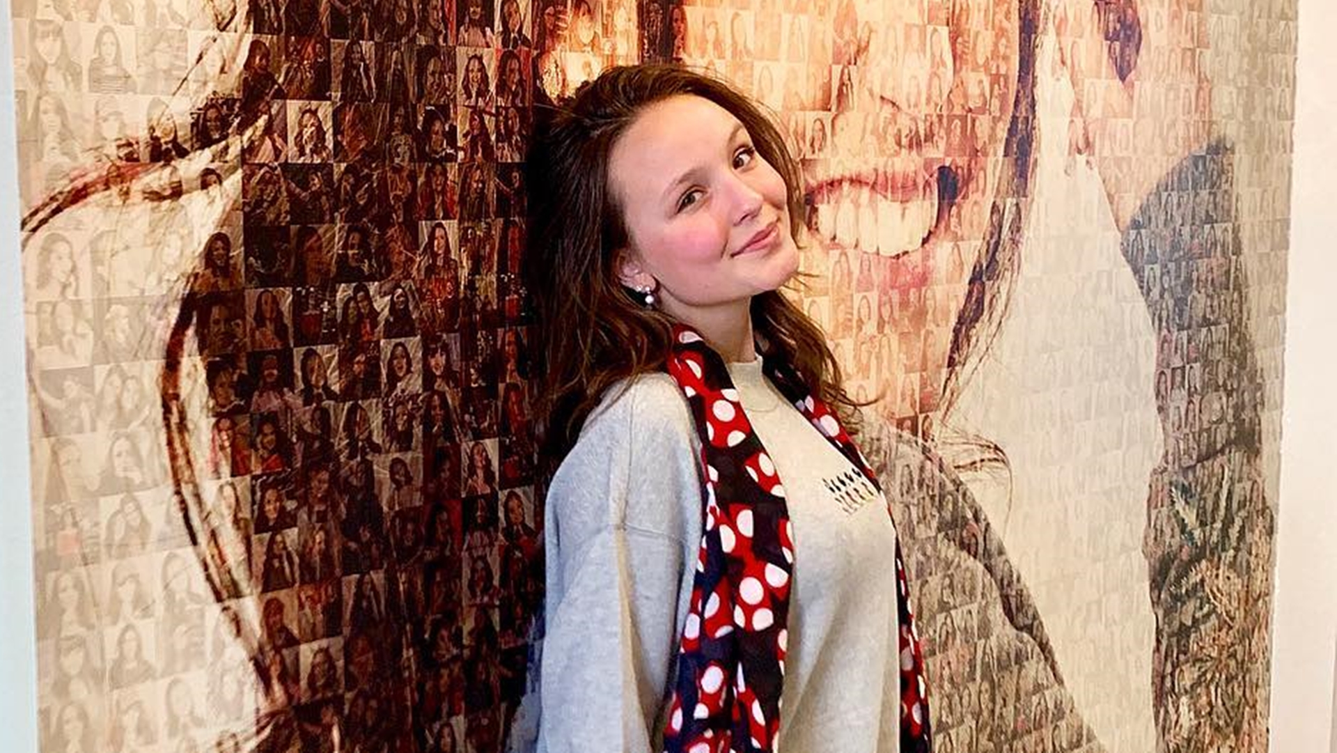 Casa de Larissa Manoela tinha chuveiro especial e oito quartos; saiba detalhes