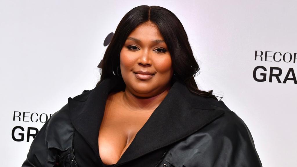 Cantora Lizzo apresenta provas contra acusação e pretende processar ex-dançarinas