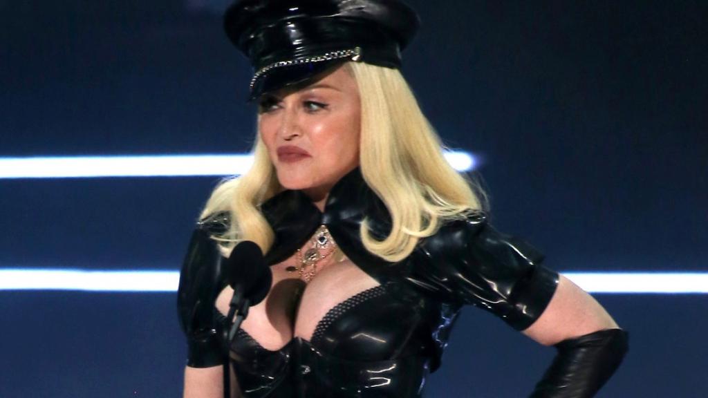 Misteriosa! Madonna dá pista sobre novas datas de turnê após internação que preocupou os fãs