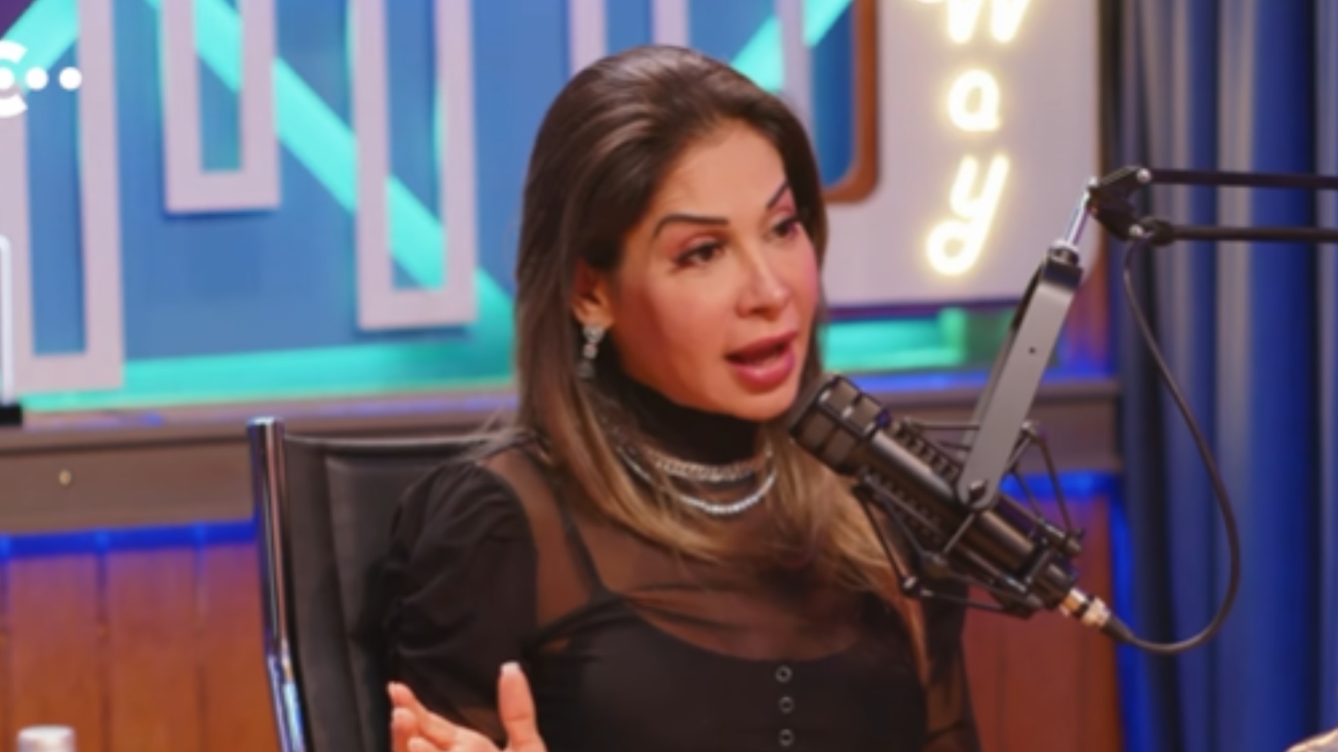 Maíra Cardi explica decisão de casamento com comunhão total de bens: ”É pra sempre”