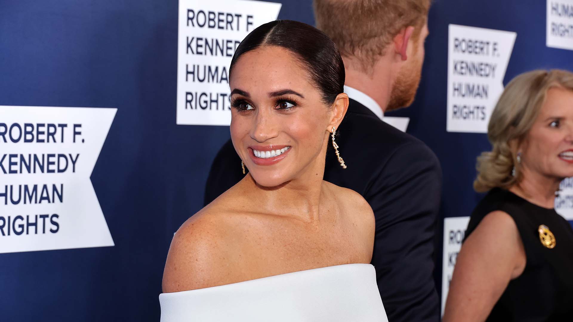 Por que Meghan Markle não viajou com o príncipe Harry? Motivo vem à tona