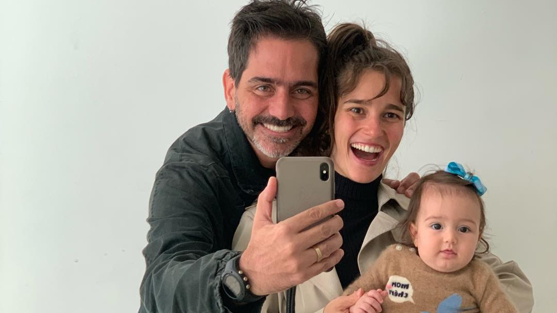 O que aconteceu com atriz de Vai na Fé e diretor demitido da Globo? Entenda separação turbulenta