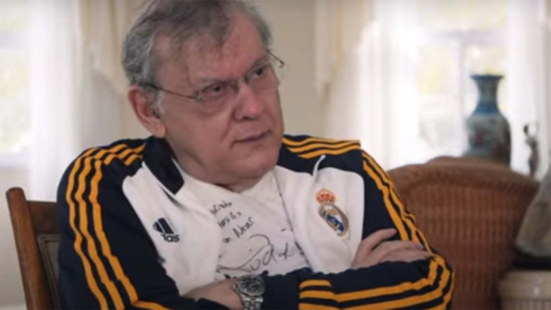 Milton Neves comove ao revelar motivo para não vender mansão de R$ 70 milhões