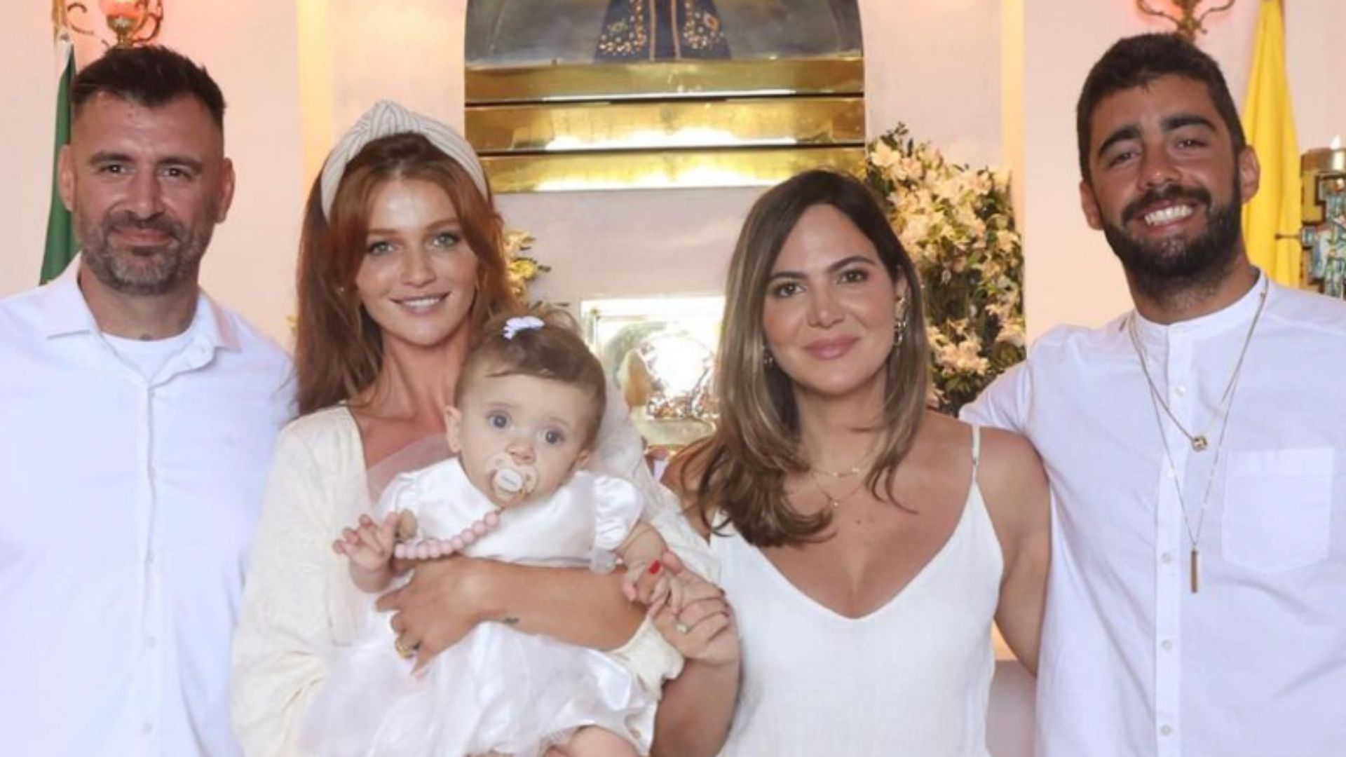 Quem são os padrinhos de Aurora, filho de Cintia Dicker e Pedro Scooby?