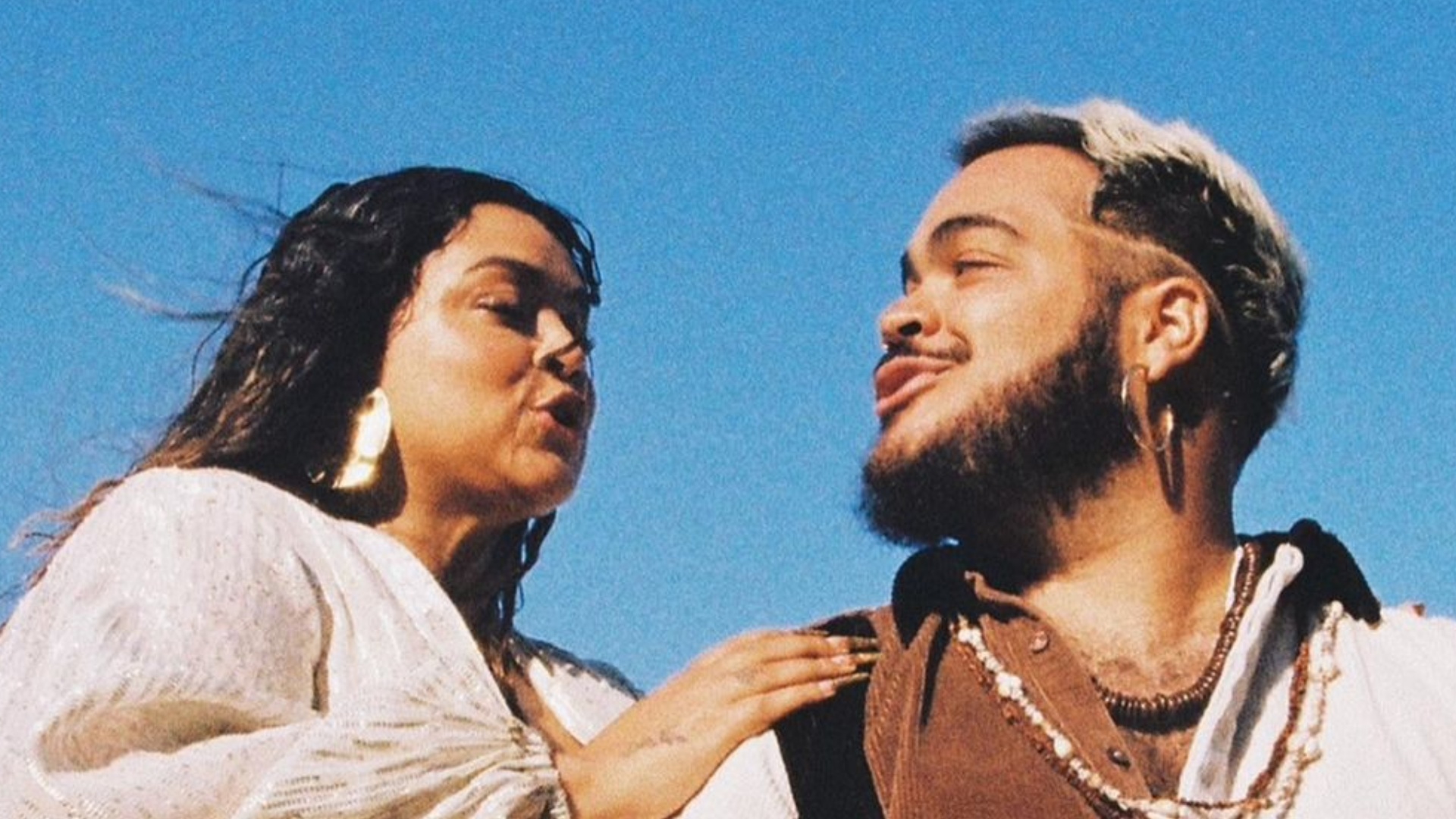 Preta Gil recebe linda homenagem do filho: ”Vejo muito de você na minha filha”