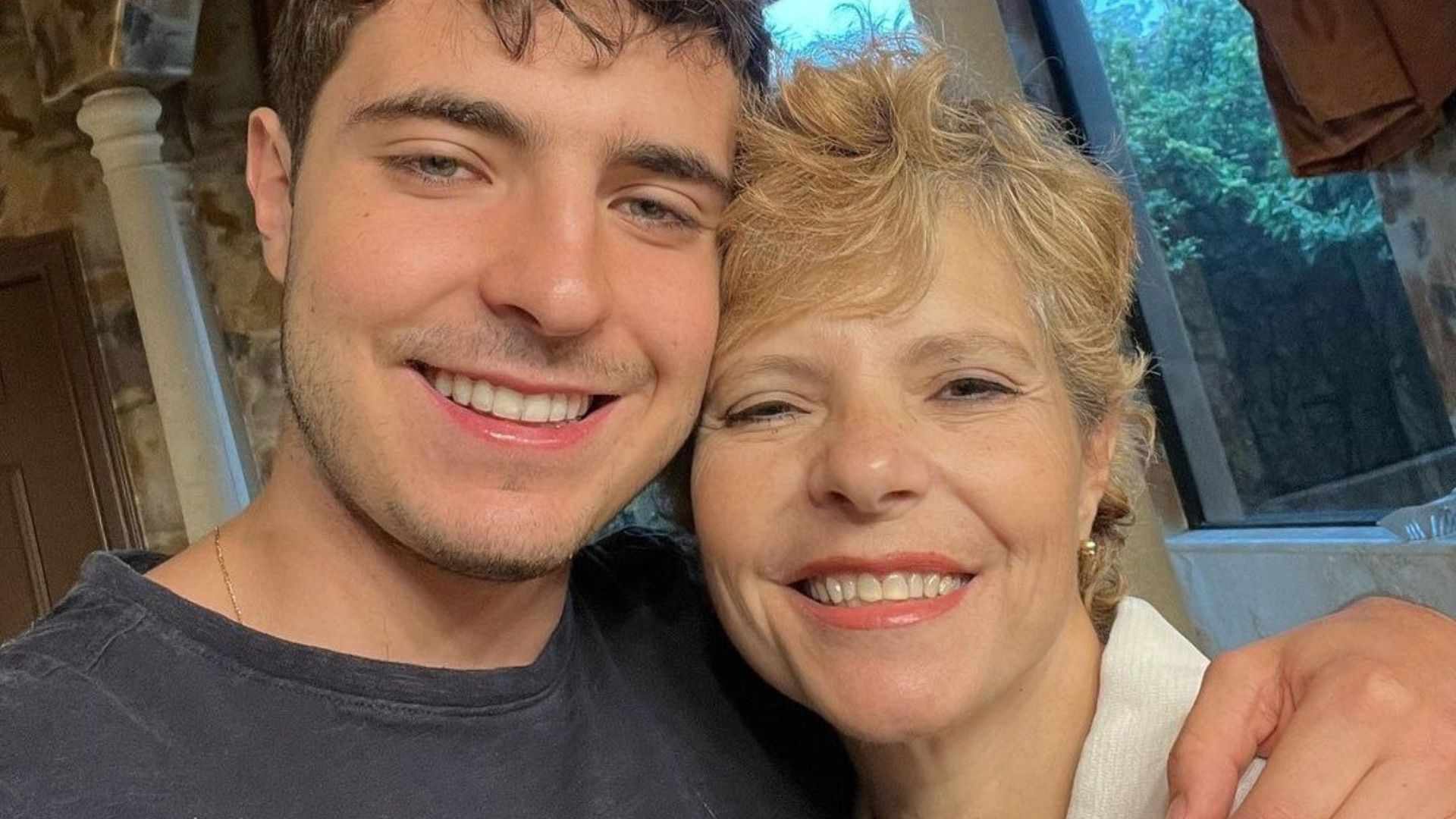 Rose Miriam mostra fotos com o filho: ”Nunca deixaram de existir”