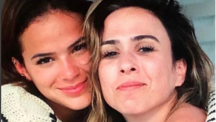 Tatá Werneck faz homenagem no aniversário de Bruna Marquezine, que completa 28 anos
