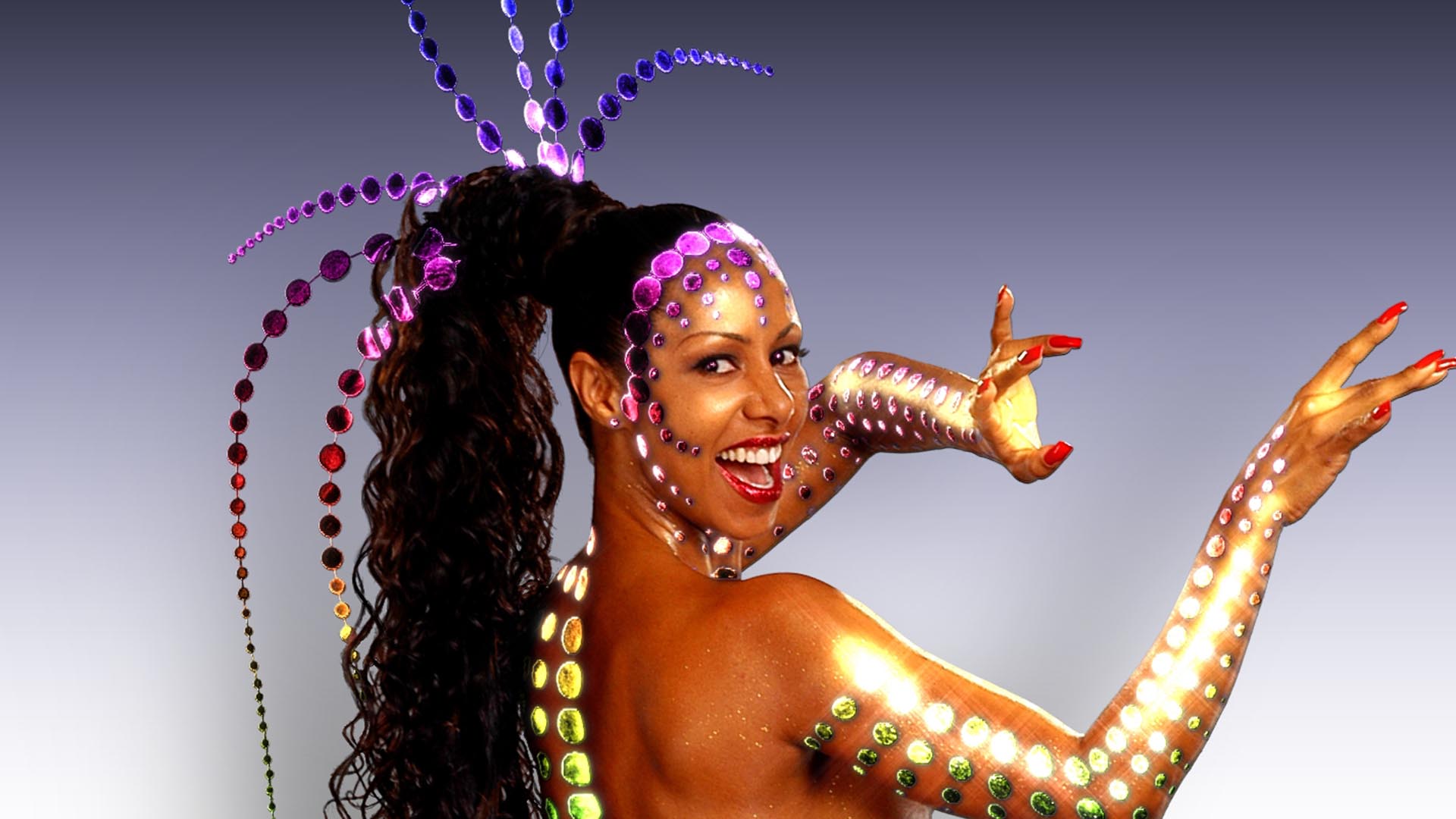 Valéria Valenssa revela como gastou o dinheiro da época de Globeleza