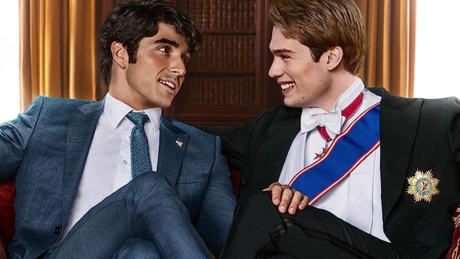 Diretor de “Vermelho, Branco e Sangue Azul” explica por que o longa não é um “filme gay”