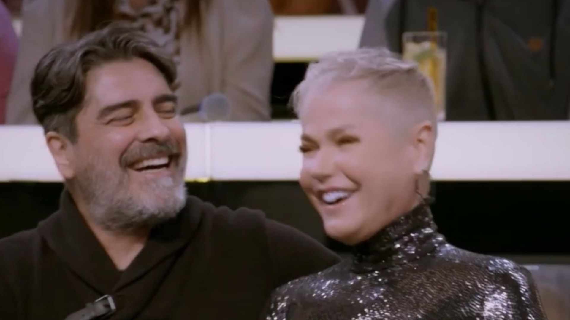 Xuxa revela mania de Junno Andrade na cama: ”Bate pesado”