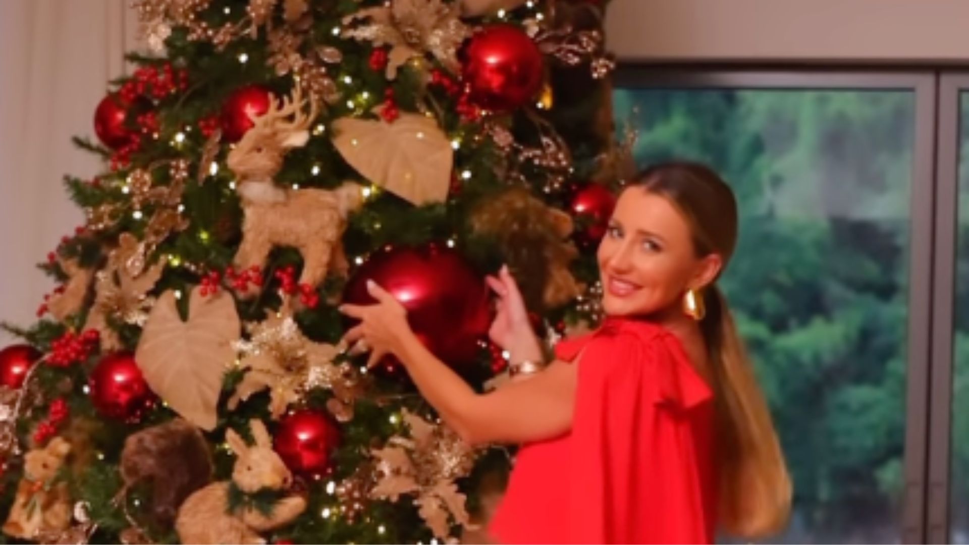 Esposa de Roberto Justus rebate críticas à Árvore de Natal: “Pobreza de alma”