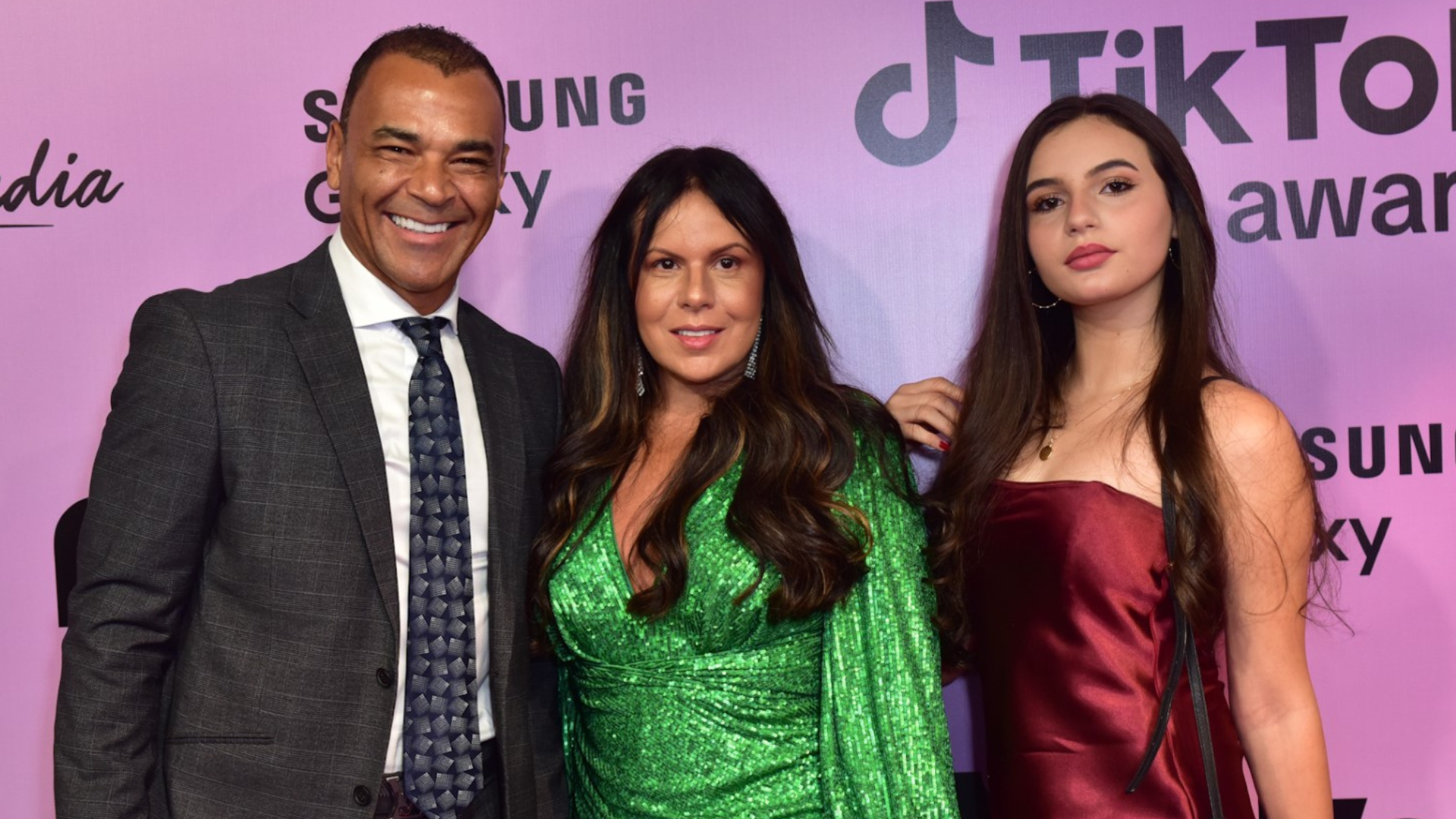 Cafu entrega ajuda do filho para dancinhas: ‘Sem sucesso’