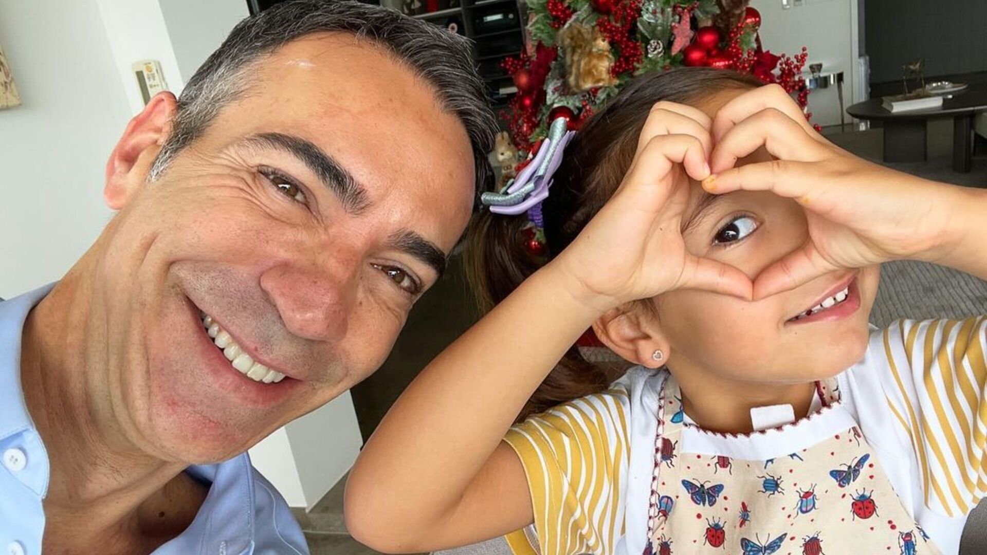 Já ganhou? César Tralli encanta ao mostrar seus presentes de Natal