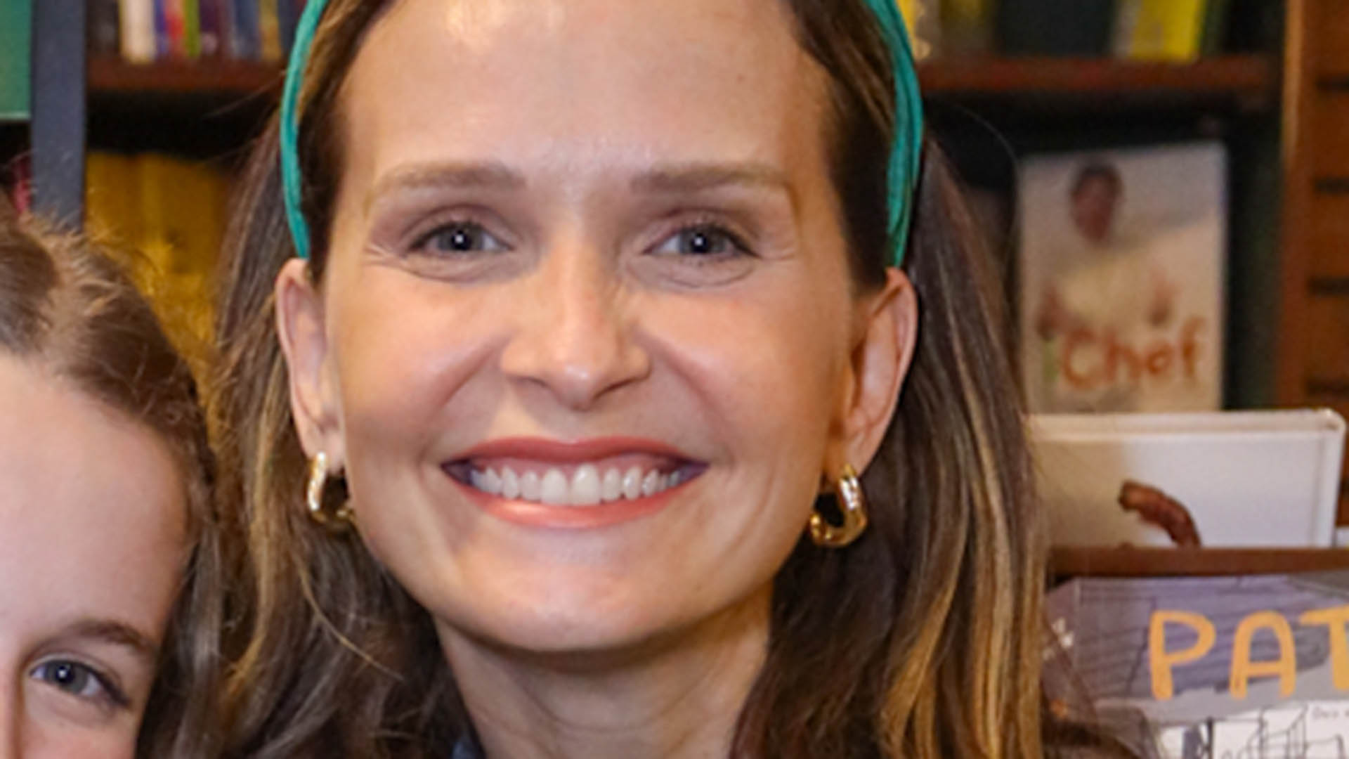 Filha de Fernanda Rodrigues rouba a cena em fotos com a mãe