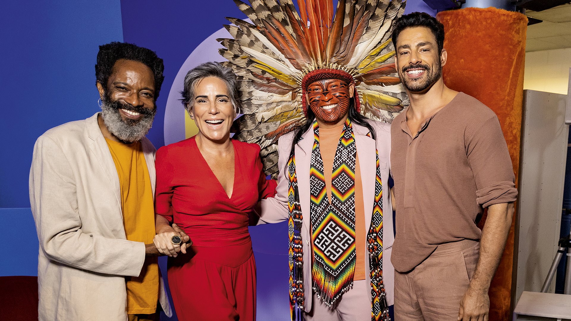Elenco da Globo grava vinheta de final de ano
