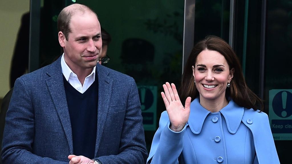 Kate Middleton é vista fazendo compras em passeio com William, diz jornal