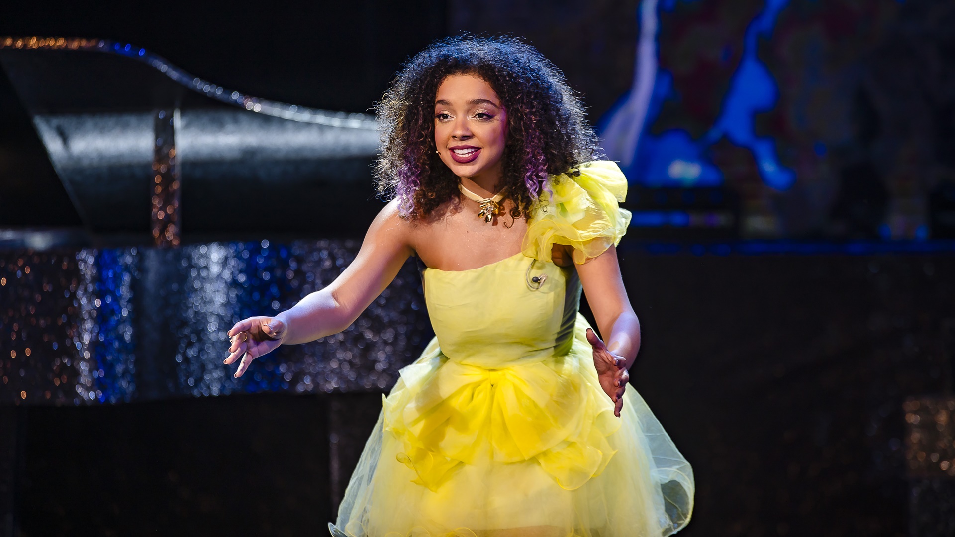Laura Castro, dubladora de A Pequena Sereia, representará o Brasil em espetáculo da Disney