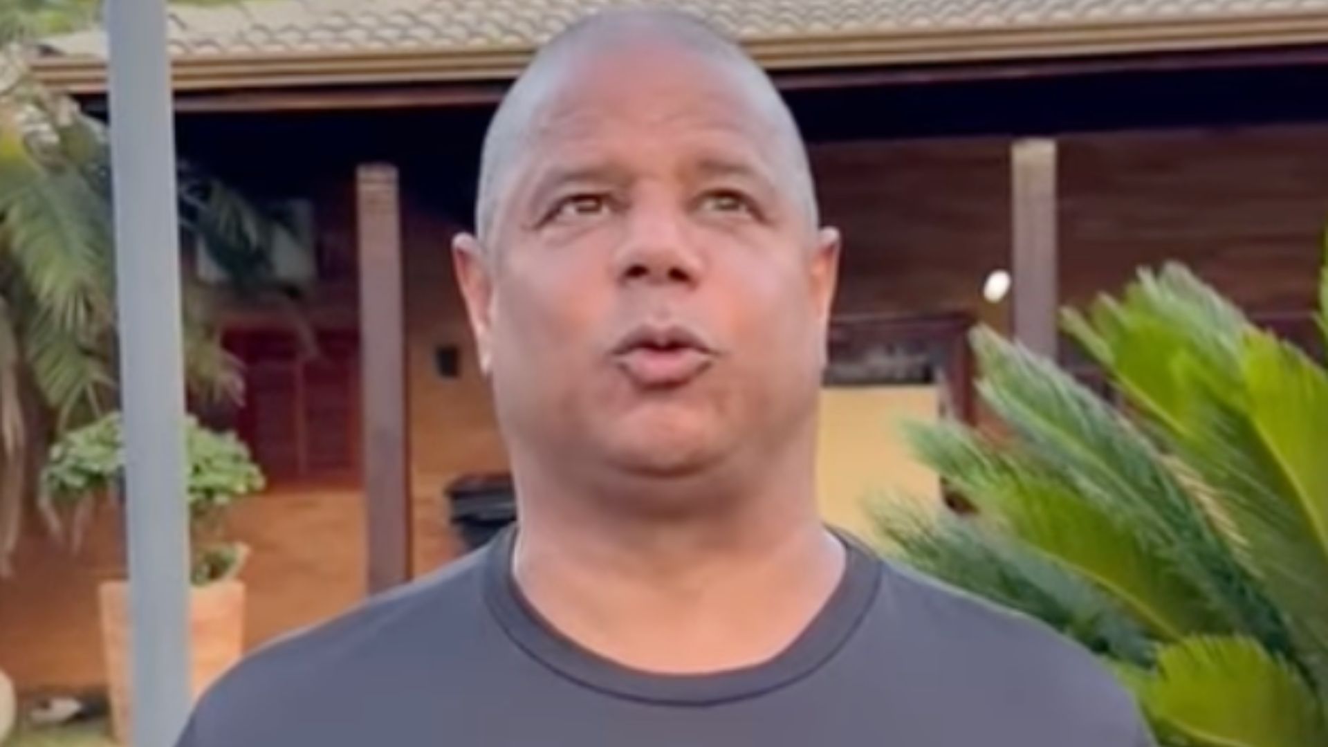 Falência à vista? Marcelinho Carioca acumula dívidas e viu patrimônio ruir