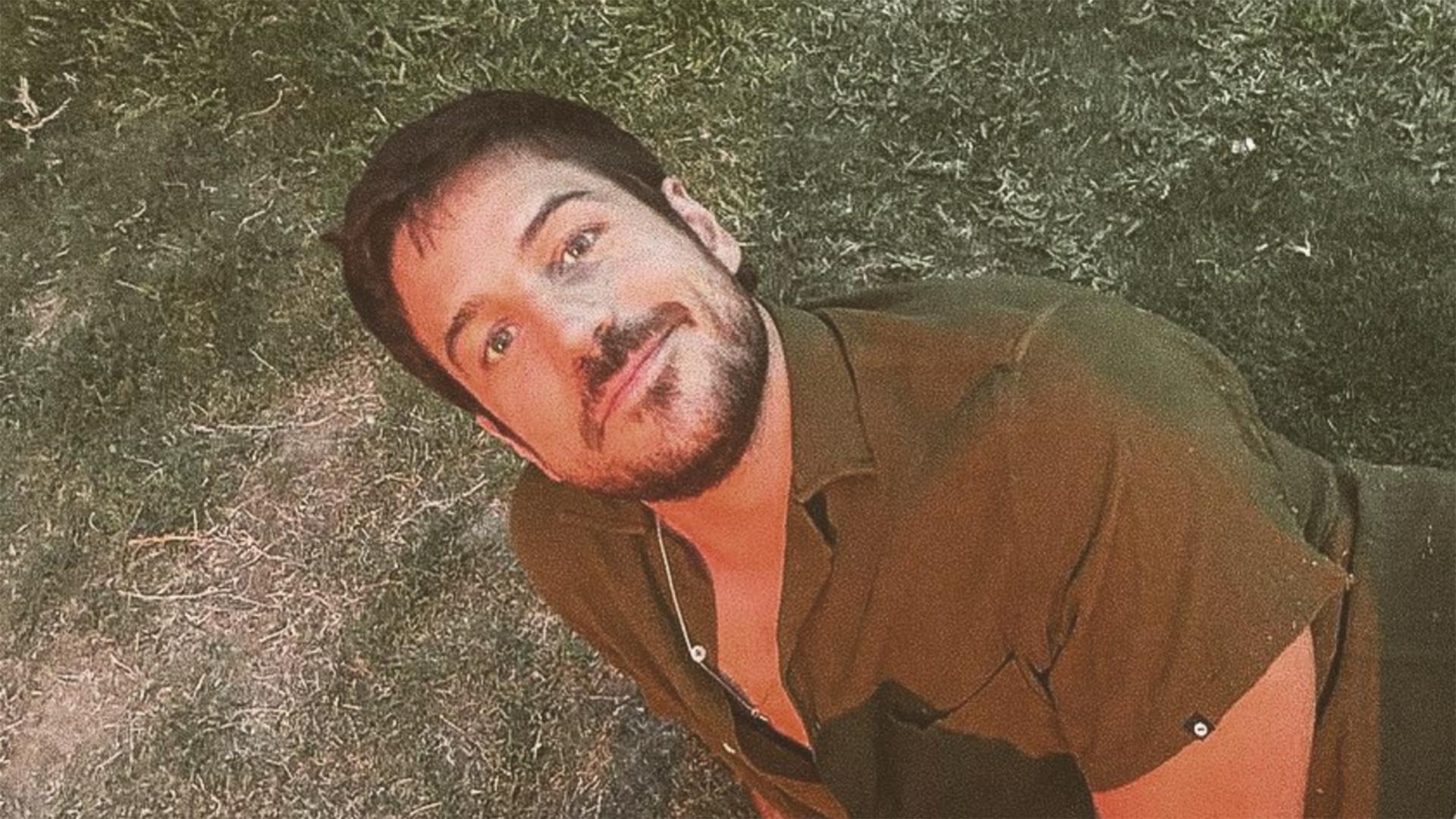 Marco Pigossi revela o desejo de se casar com o atual namorado