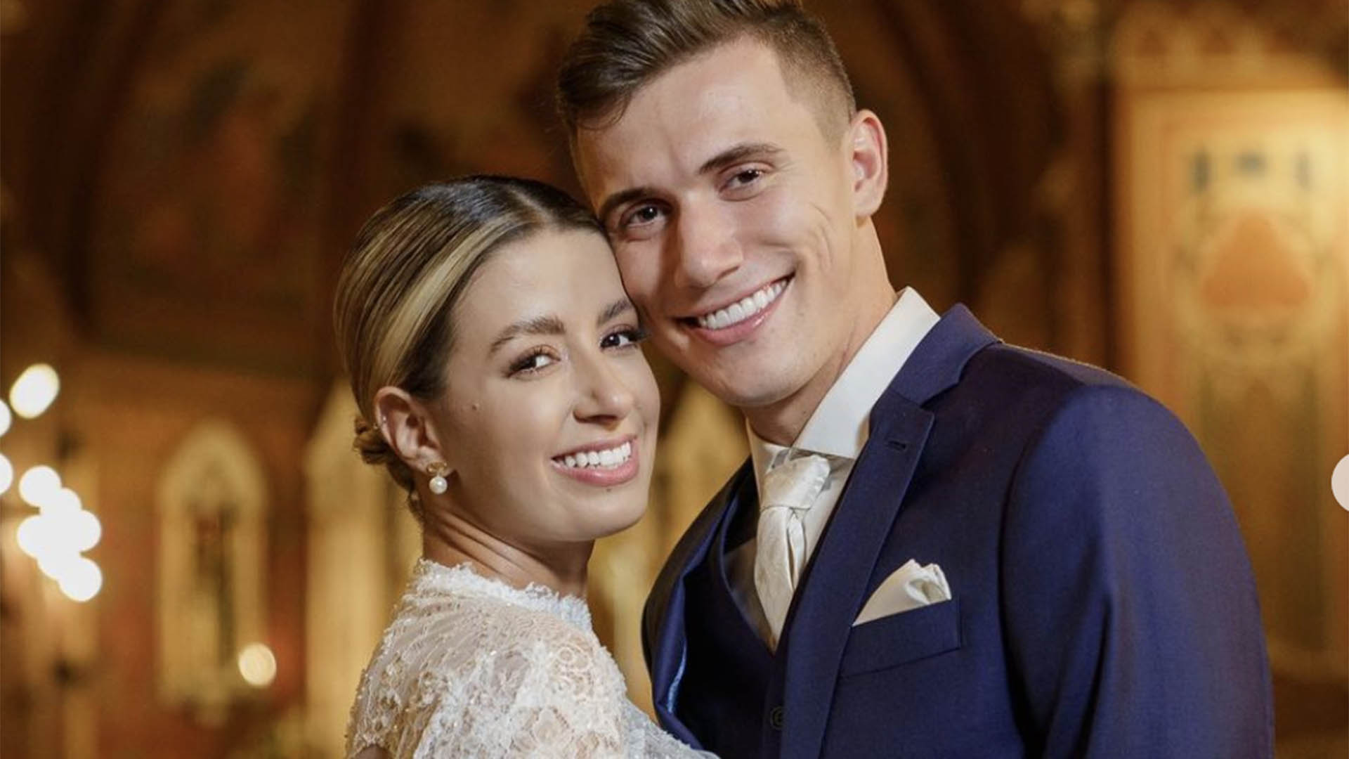 Jogador do Vasco, Lucas Piton abre álbum de fotos do casamento luxuoso