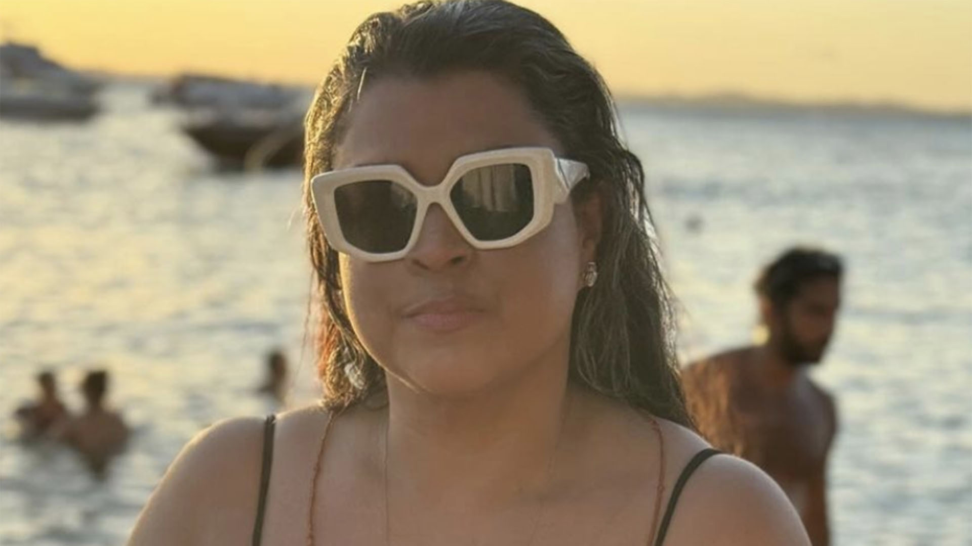 Preta Gil exibe foto do modelo apontado como seu affair e afasta os rumores