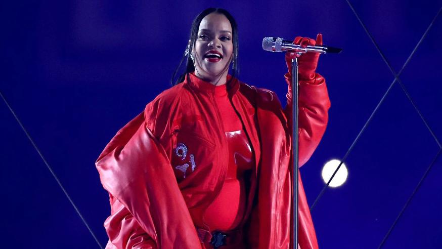 Rihanna choca ao dizer que não pretendia divulgar gravidez no Super Bowl