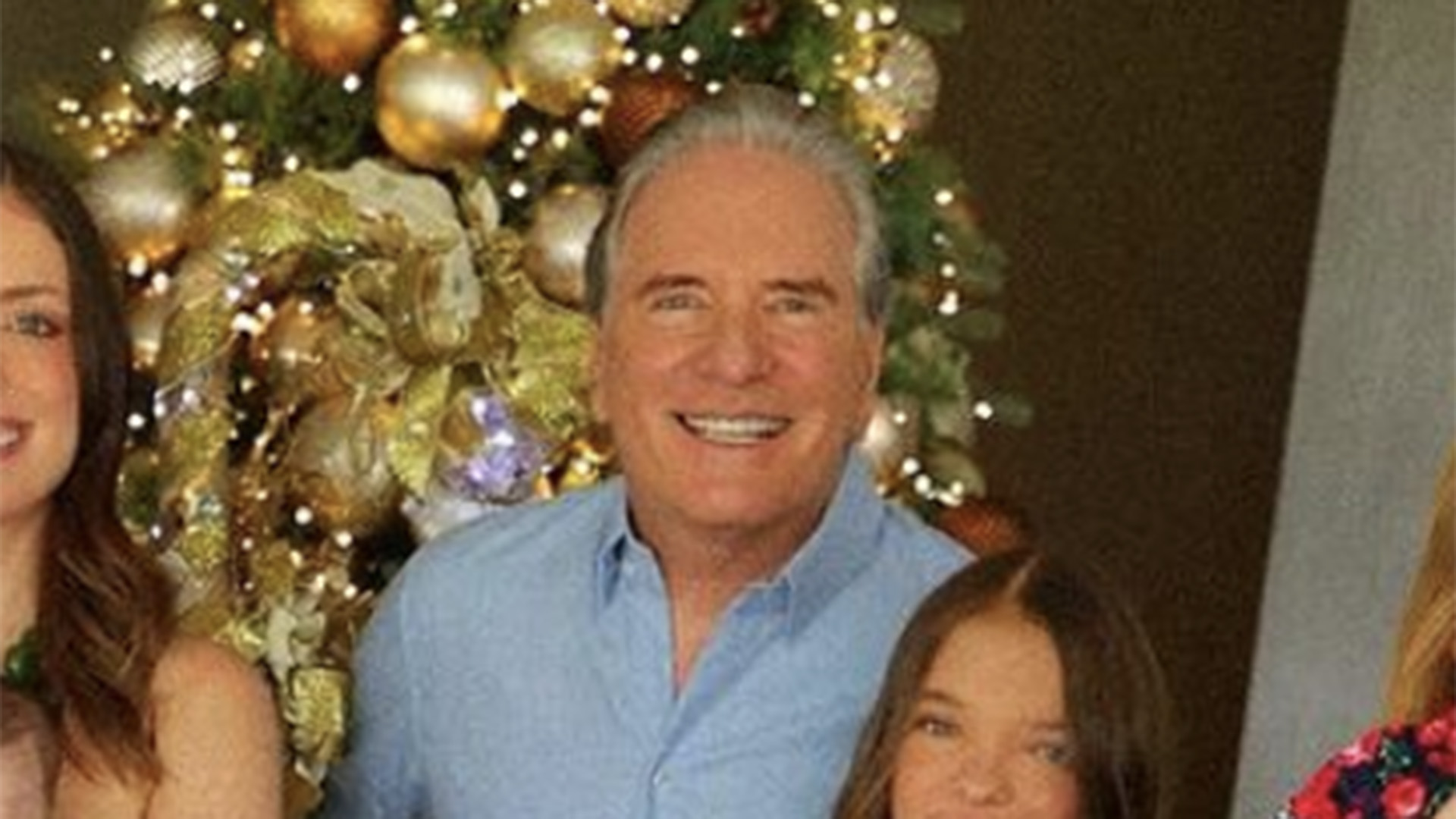 Roberto Justus reúne todos os filhos e netos em Natal antecipado