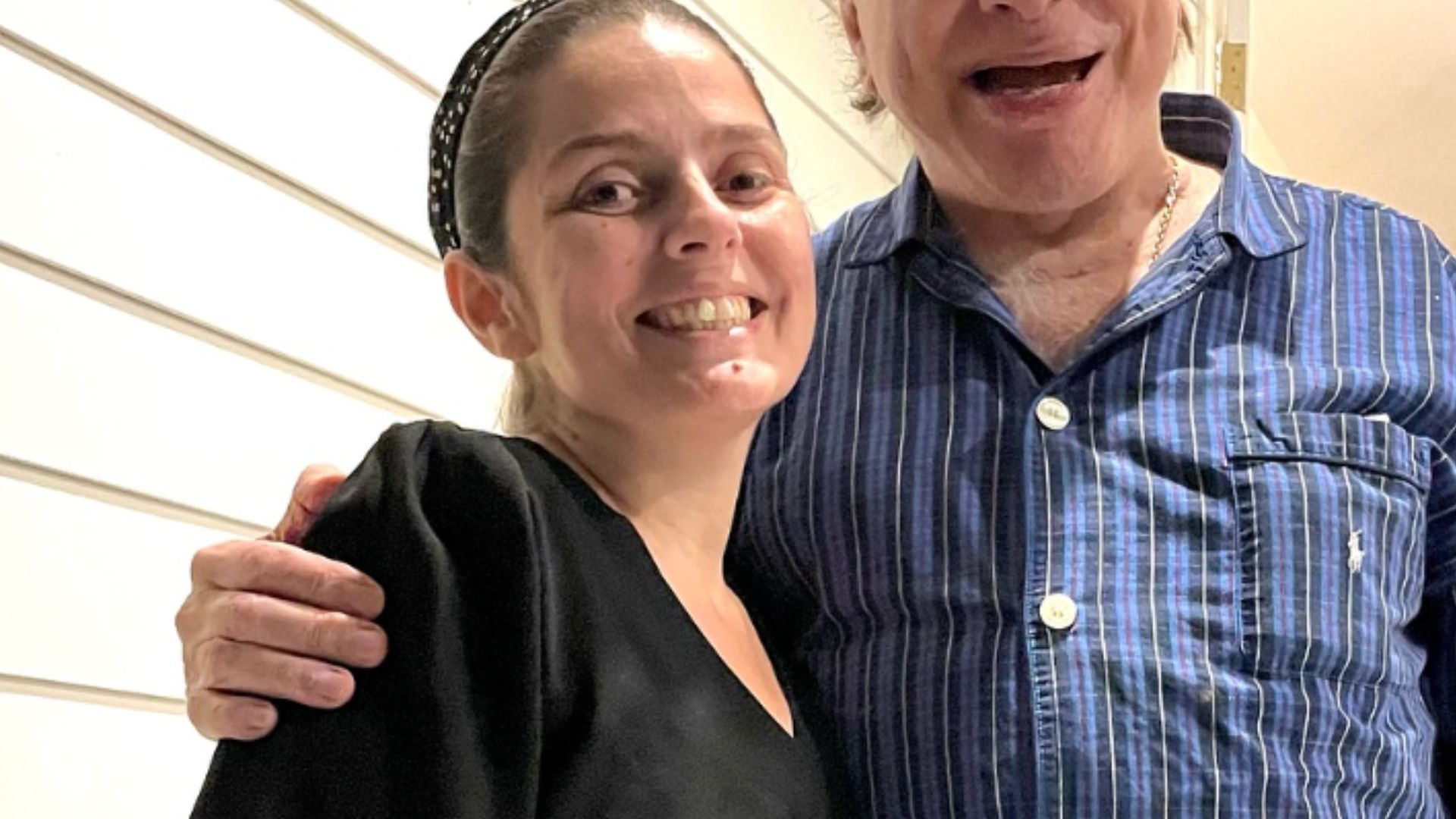 Funcionária expõe Silvio Santos sem dentadura: “As coisas são como são”