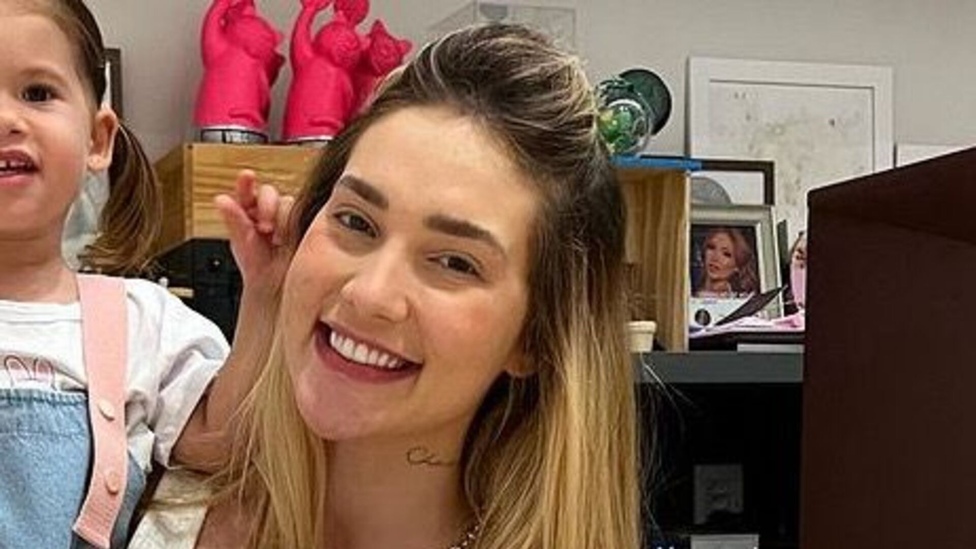 Após polêmica, Virginia Fonseca encanta ao posar com as filhas