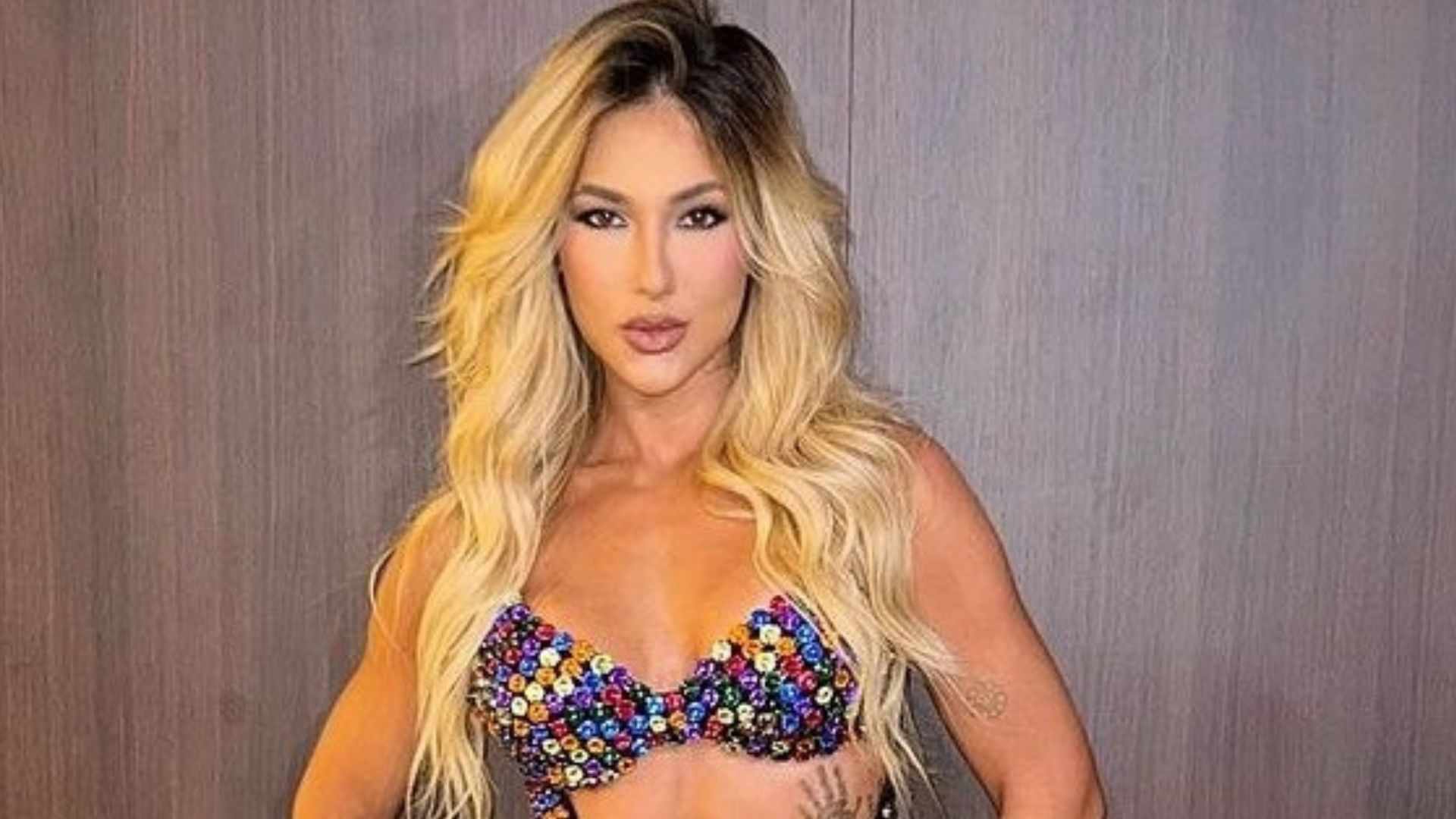 No cruzeiro de Neymar, Virginia Fonseca impacta com look arrasador